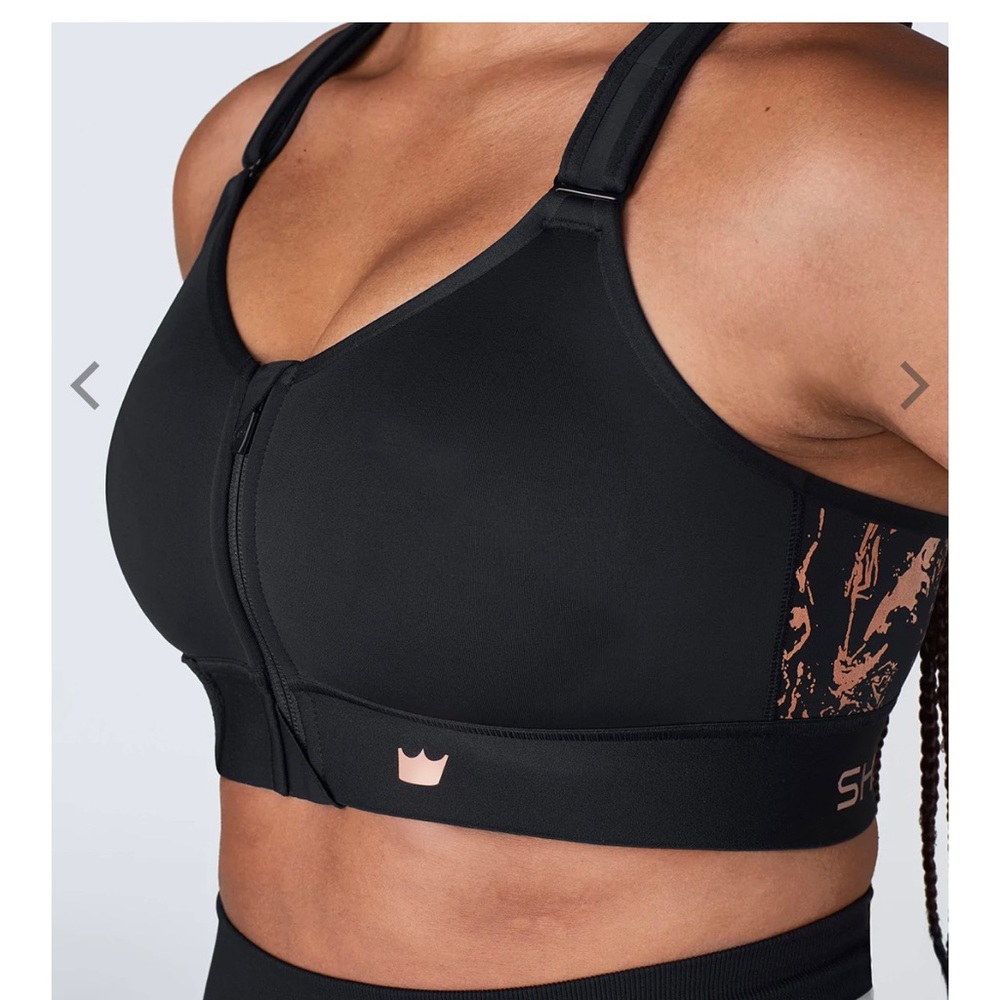 SheFit Flex Sports bra